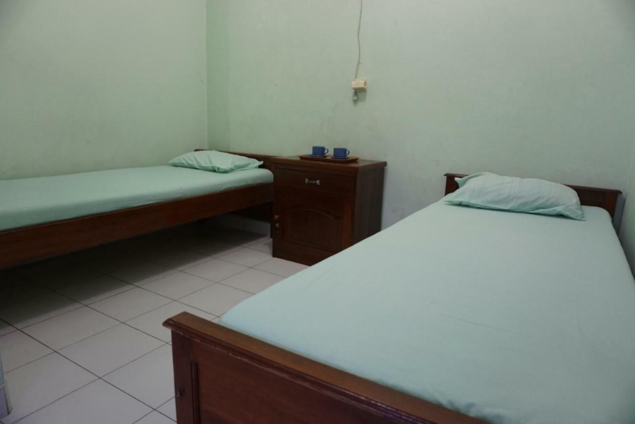 Ismoyo Hotel Yogyakarta Esterno foto